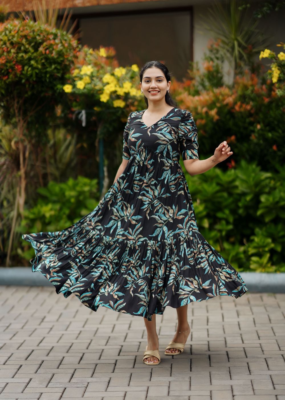 Women's black & multicolour foliage aline dress