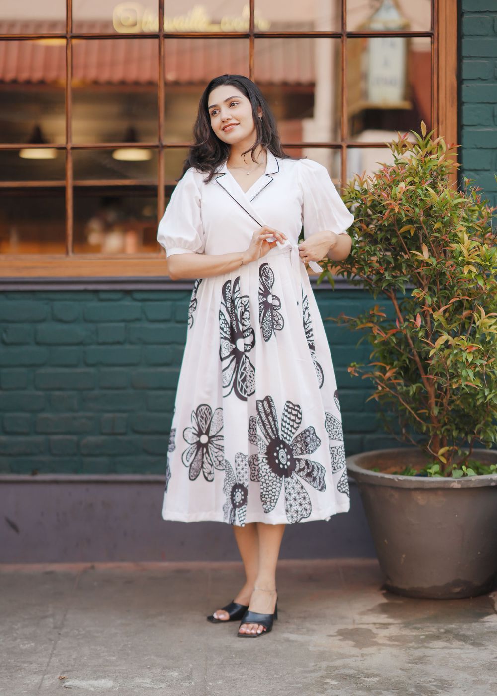 Women's white black linen dress