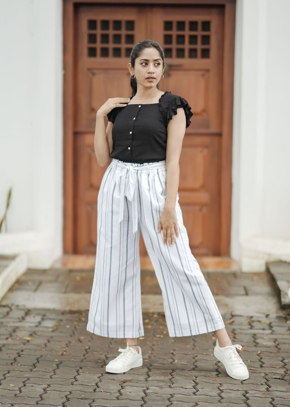 Monochrome Flow Set