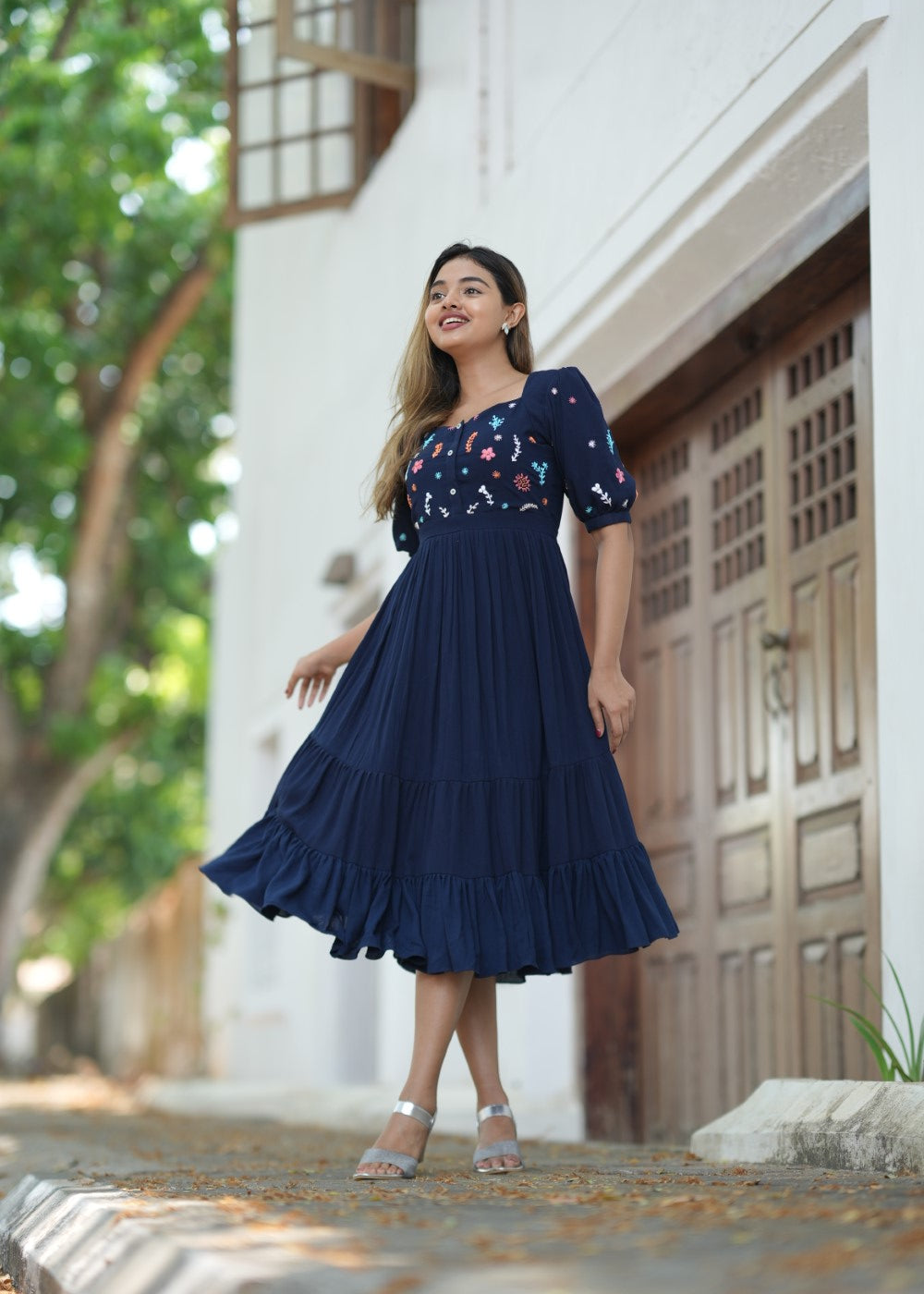 Women's navy blue hand embroidery dress
