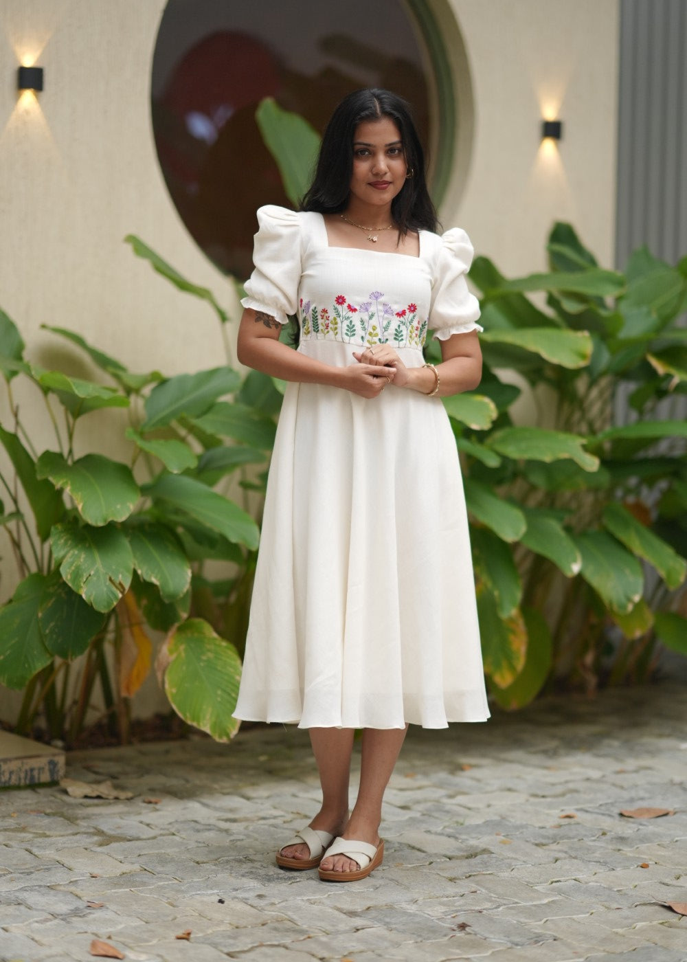 Linen Floral Grace