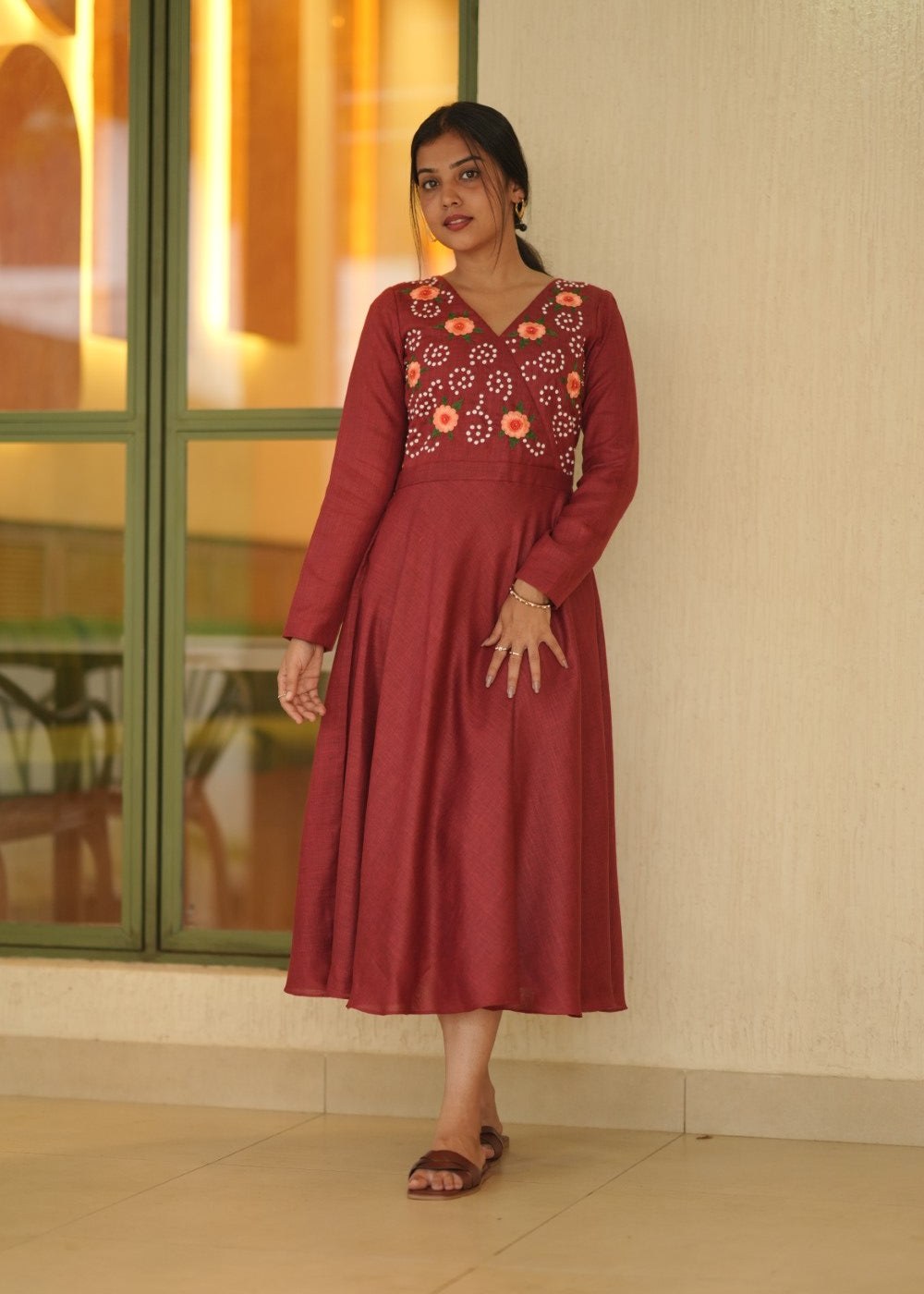 Linen Scarlet Muse