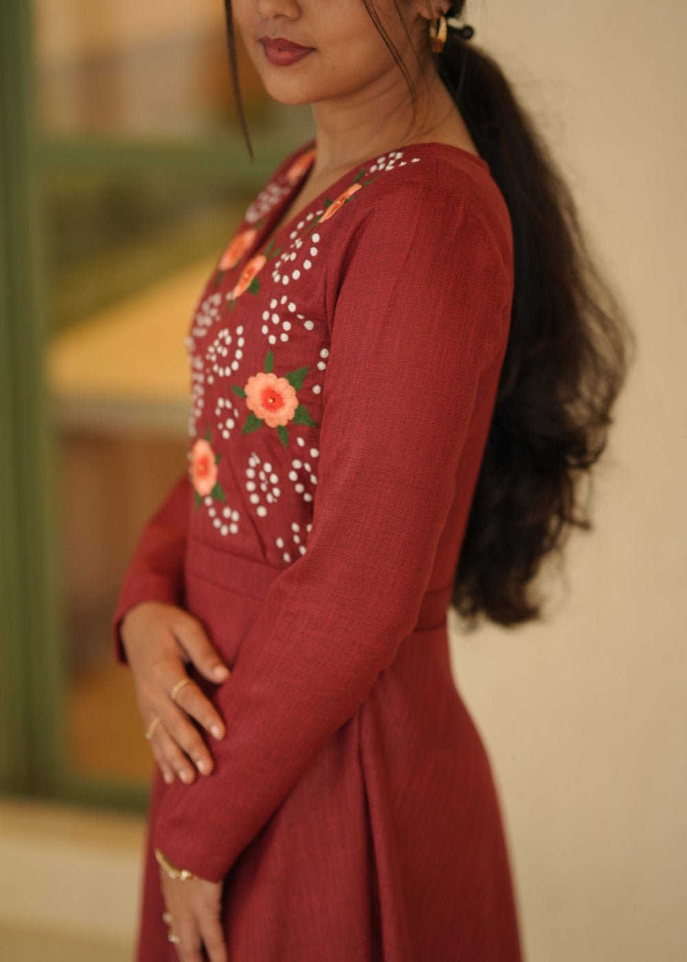 Linen Scarlet Muse